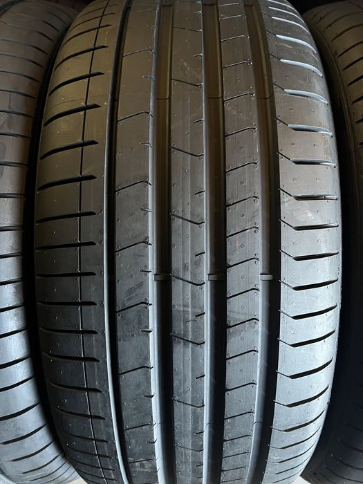 265/35/21+245/35/21 R21 Pirelli PZero PZ4 4шт новые