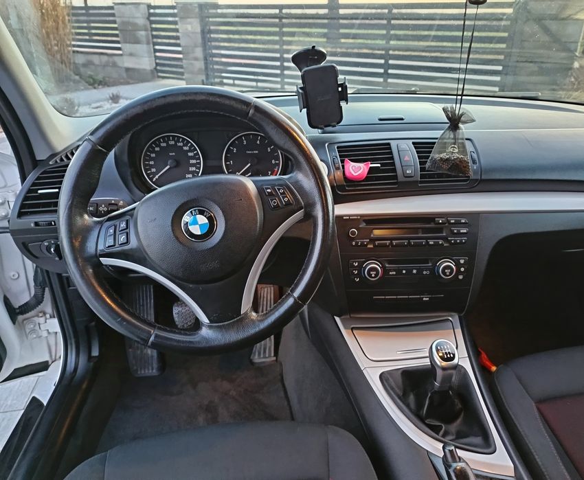 BMW E87 2.0 benzyna
