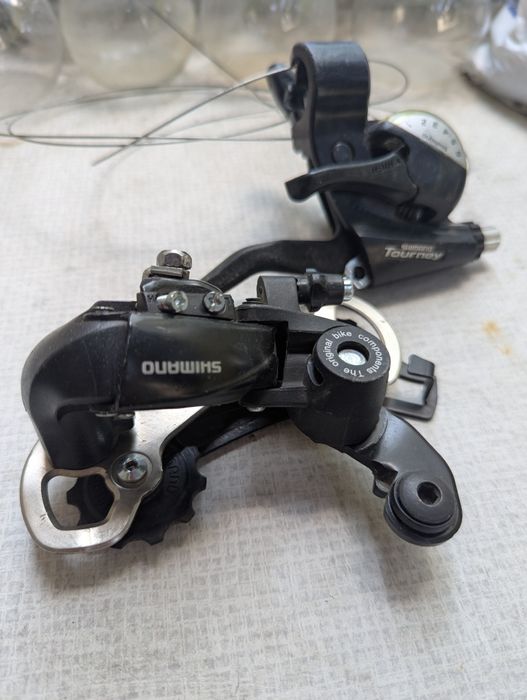 Продам моноблок і перемикач задній Shimano.: 560 грн
