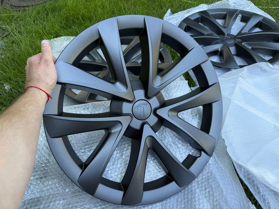 Ковпаки Tesla Model 3 / Колпаки Тесла М3
