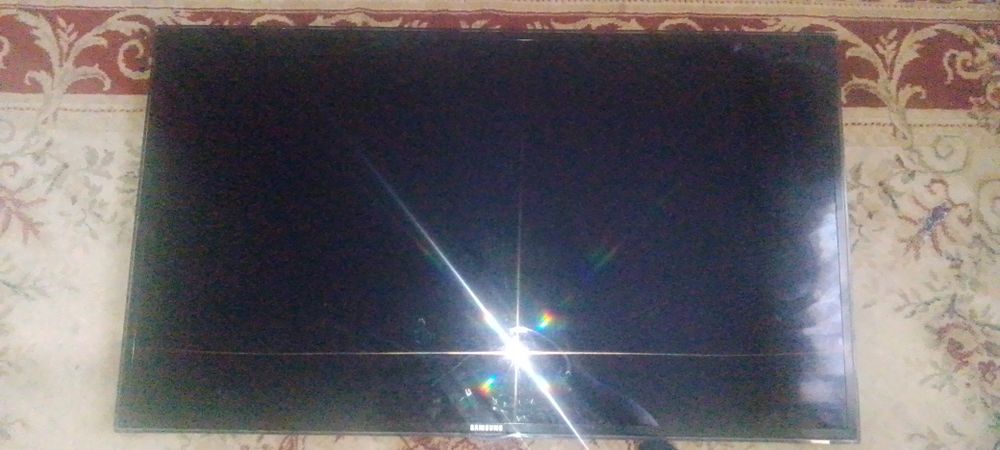 Продам телевізор самсунг лед заміна шлейфа все працює