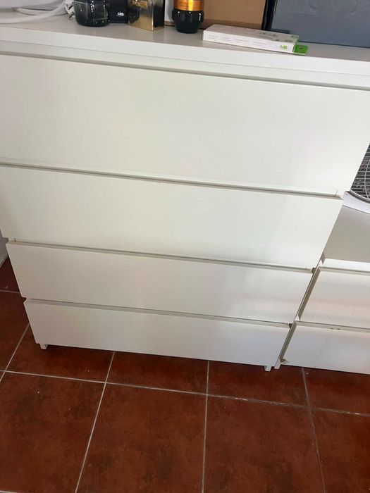 Conjunto de Móveis - Preços Variados