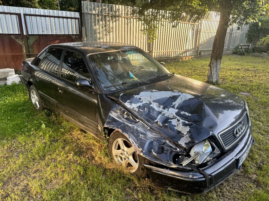 Продам Ауди 100 с4