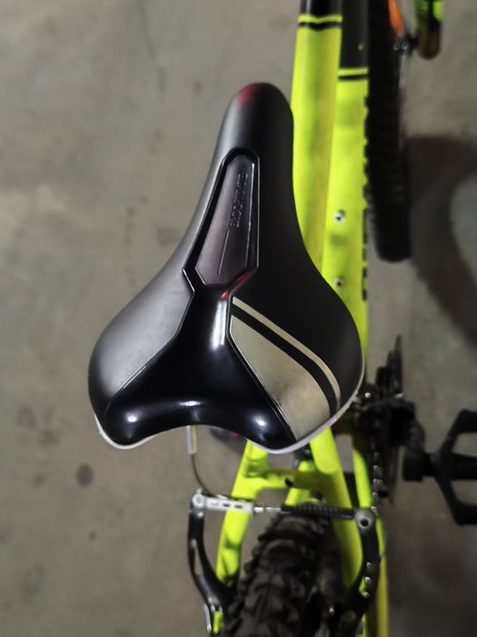 bicicleta praticamente nova