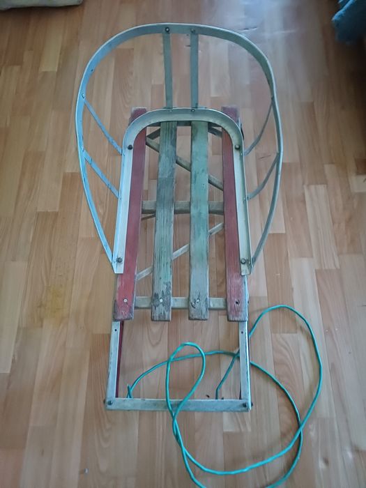 Продам санчата дитячі