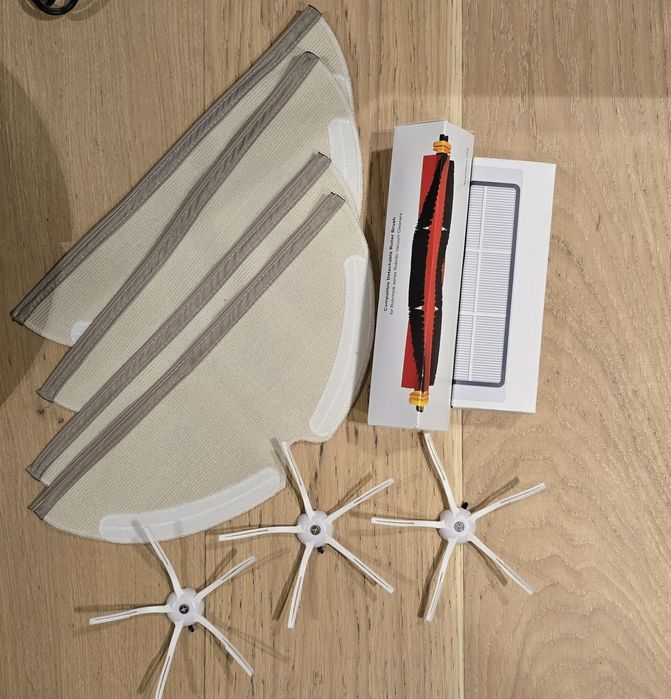 Робот-пилосос з вологим прибиранням RoboRock S6 MAXV