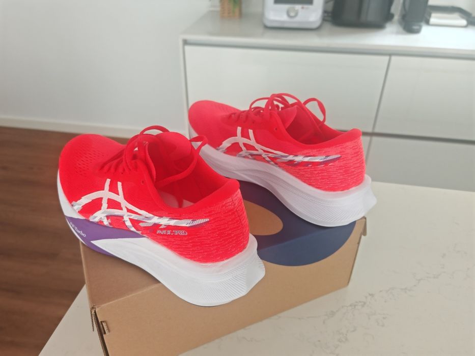 ASICS Magic Speed 4439643763743795203