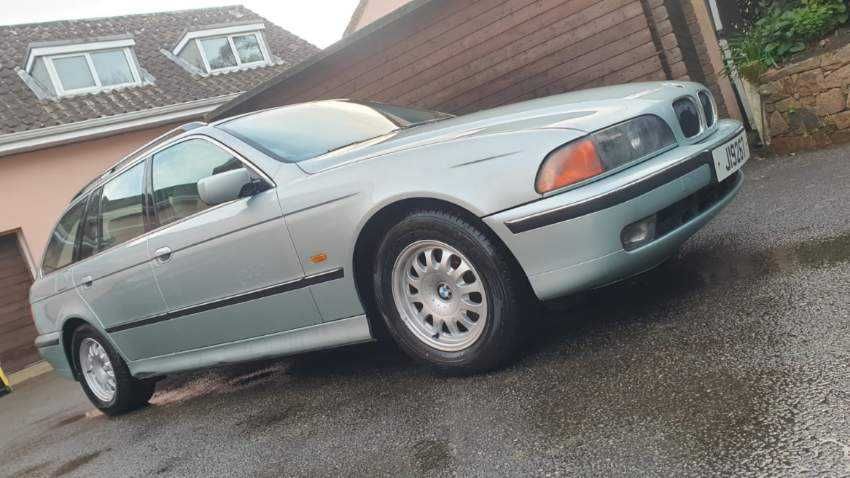 Samochód BMW E39 2L, benz. Anglik