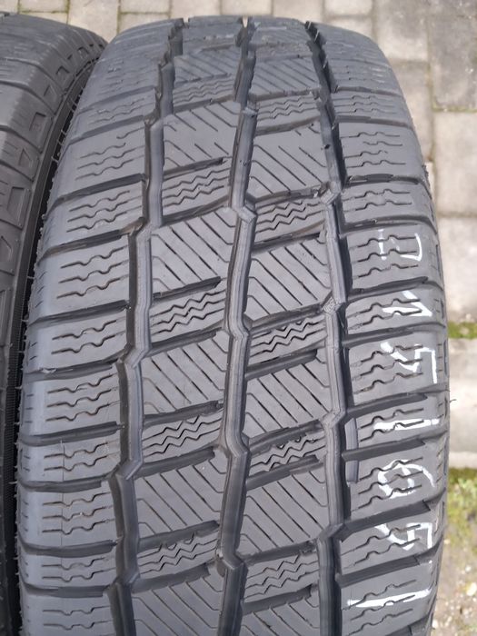 2x Opony Używane Zimowe 215/65R16C Sunfull