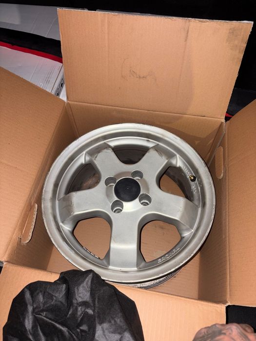 Jantes ( 4x100 / r15 / 7.5” / et29  )