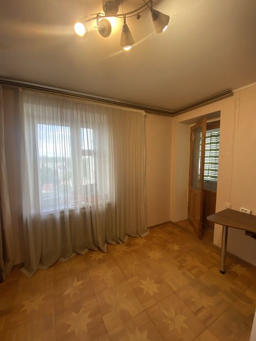Продам 3х кім. квартиру  79м2  вул. Освіти ( Політех)