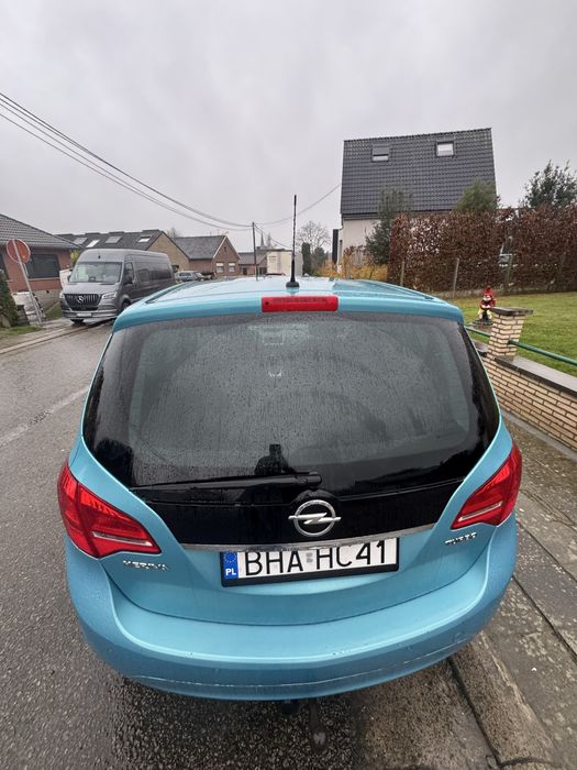 Opel Meriva 1.4T wymieniony rozrząd Mega kolor