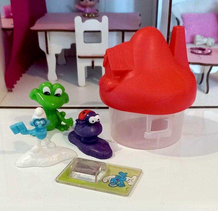 Іграшки, в хорошому стані.