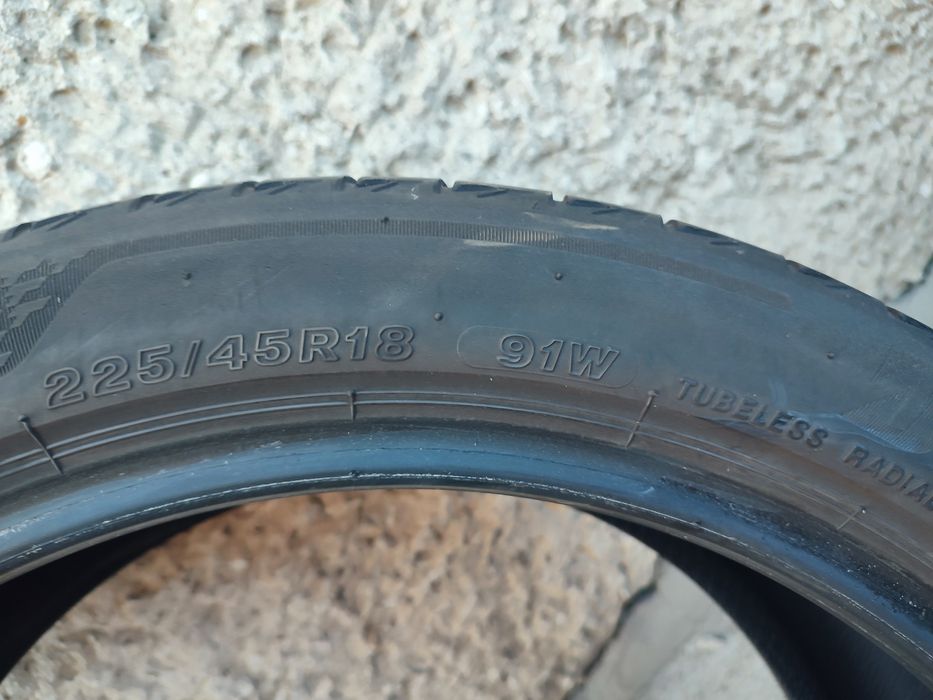Komplet opon Bridgestone Turanza T005 225/45/18 91W