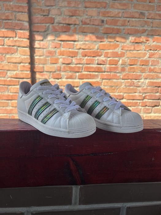 Adidas superstar