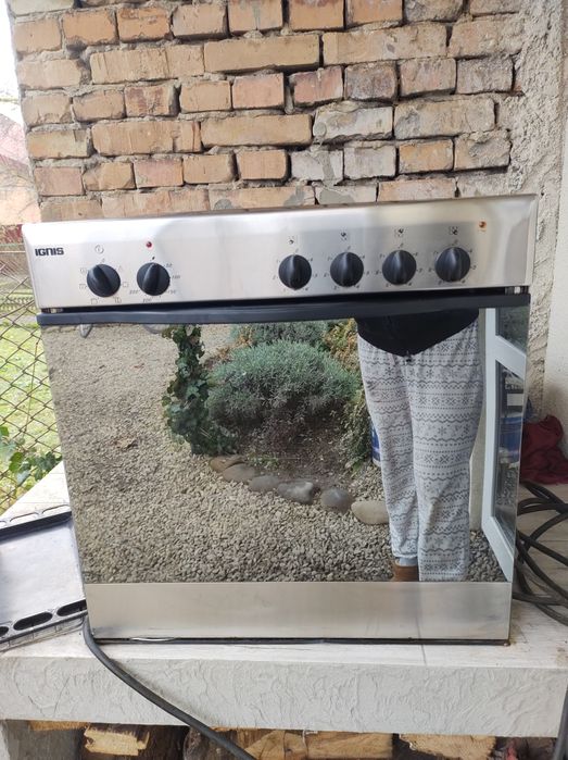 Духовий шкаф електричний