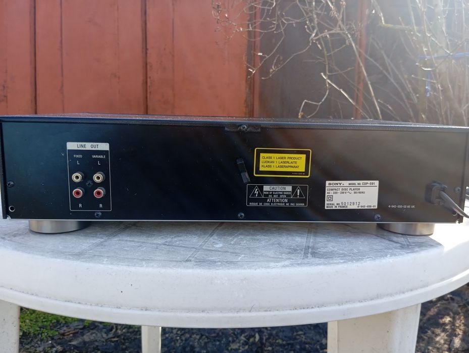 Продам Музыкальный CD-проигрыватель SONY CDP-591