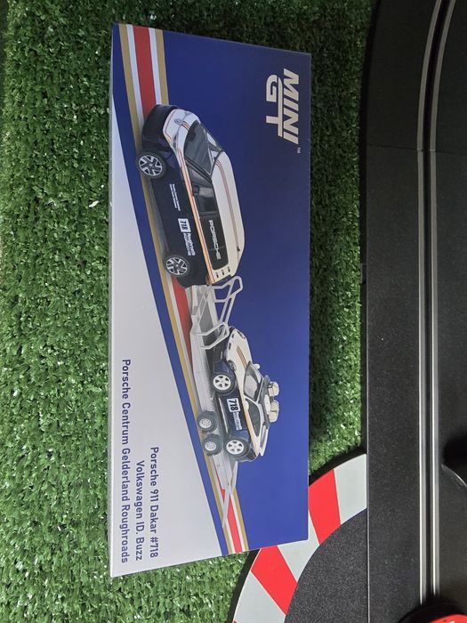 Vw ID Buzz Porsche 911 Dakar Rallye Design Mini GT  1115 e 1117