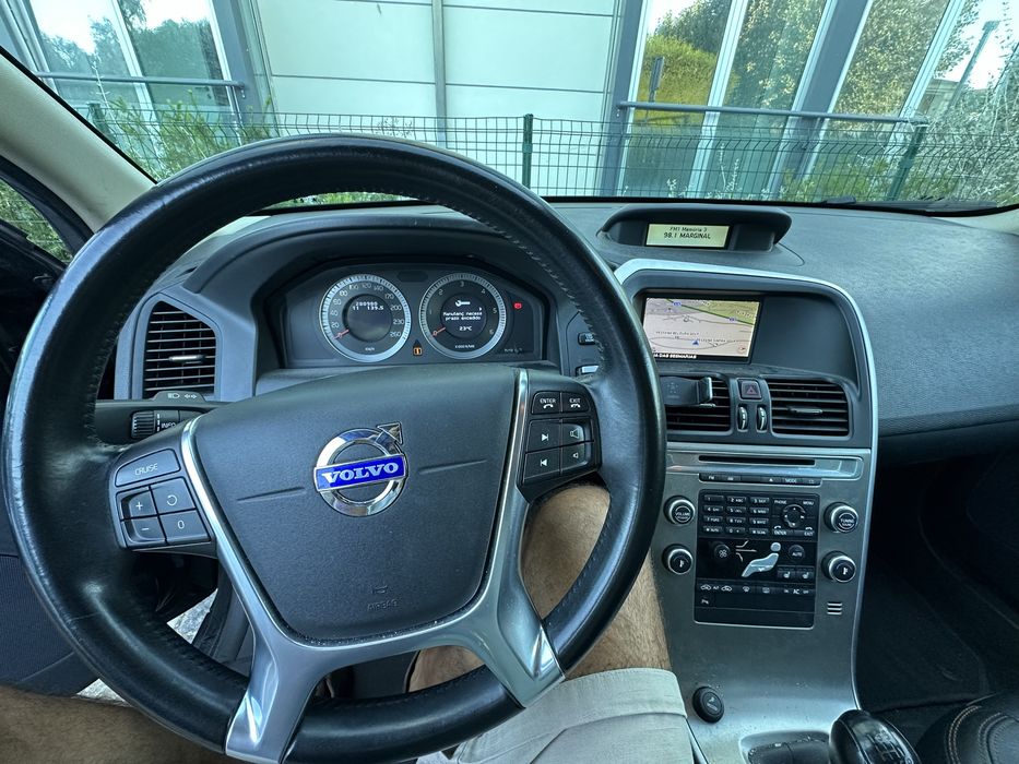 Volvo XC 60 — fotografia 7