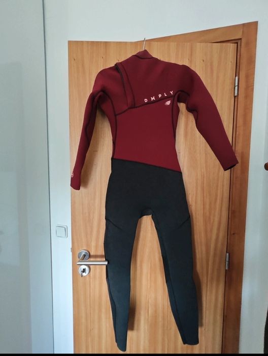 Fato De Surf Mulher Premium 4/3 Zipperless Bordeaux e preto