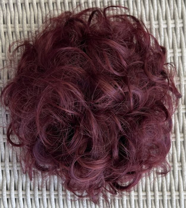 Premium Ultra włosy doczepiane, mahoń, kok z grzebieniami 3.