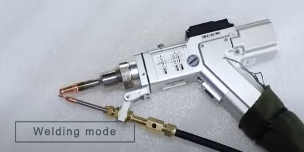 Станок лазерной сварки и очистки и резки LCW2000