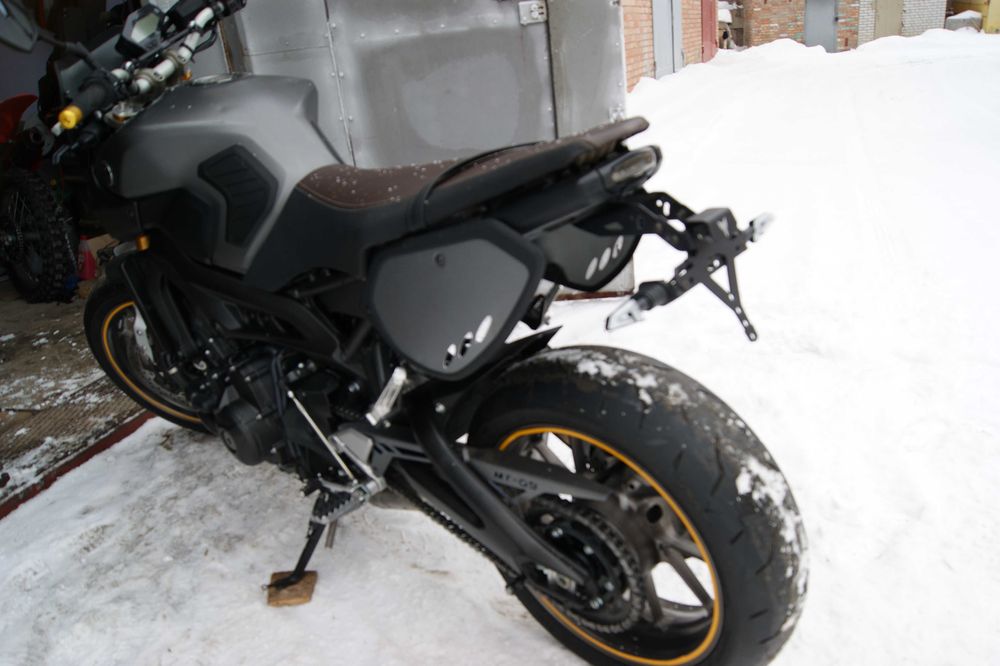 ямаха МТ09 стрит