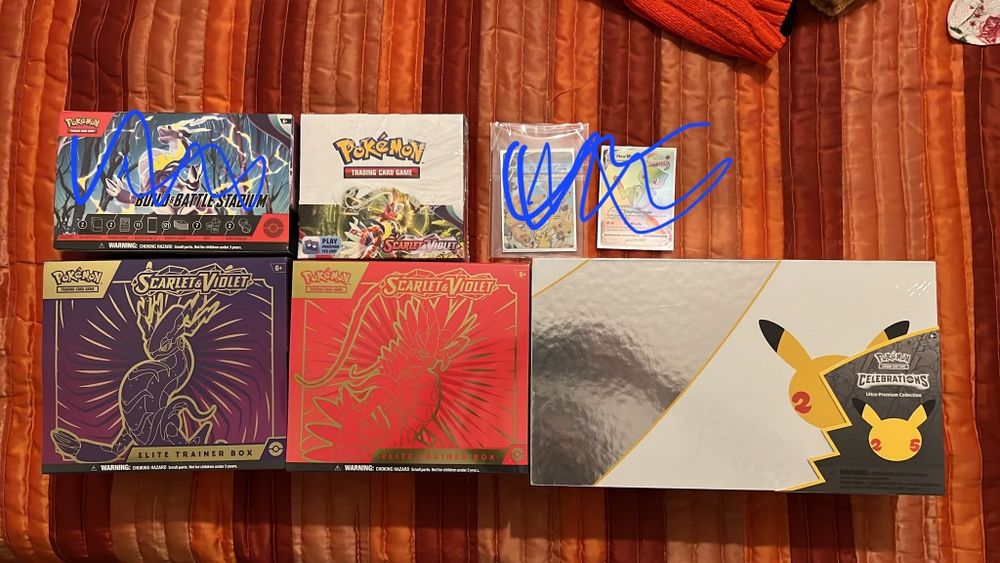 Booster Box - Pokemon Celebrations UPC - E outras