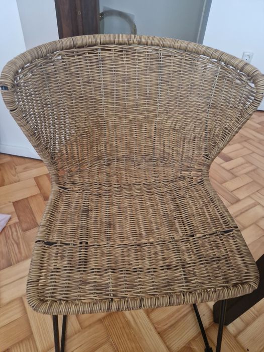 4 Cadeiras de mesa de jantar AREA