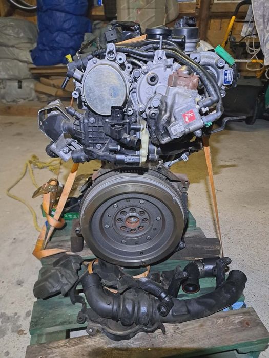 Silnik 2 litry 180 KM przebieg 230 tys. km Ford S-Max 2016