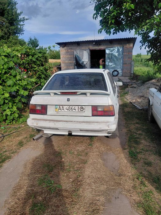 Volvo 440 на повному ходу
