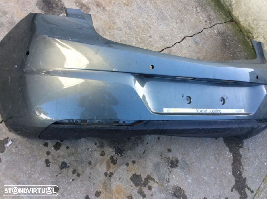 Parachoque Opel astra k