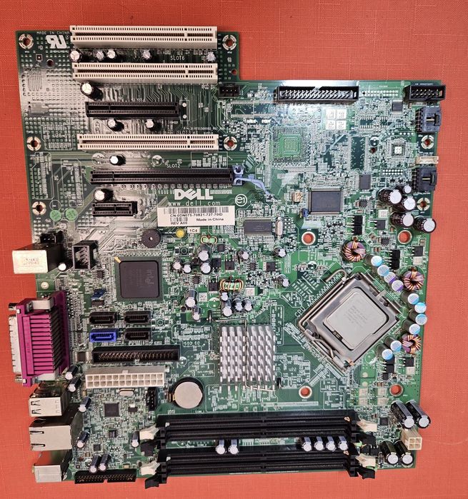płyta główna model Dell CN-0DN075, Intel Core 2 Quad Q6600