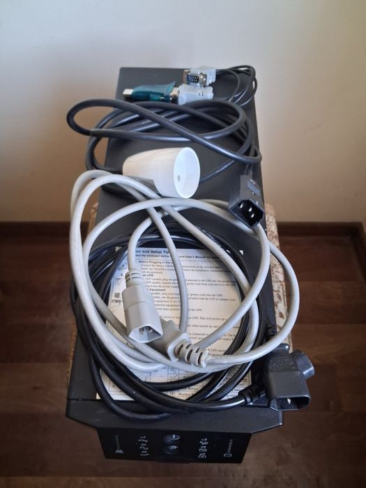 Безперебійник інвертор ДБЖ APC Smart UPS 1500 чистий синус