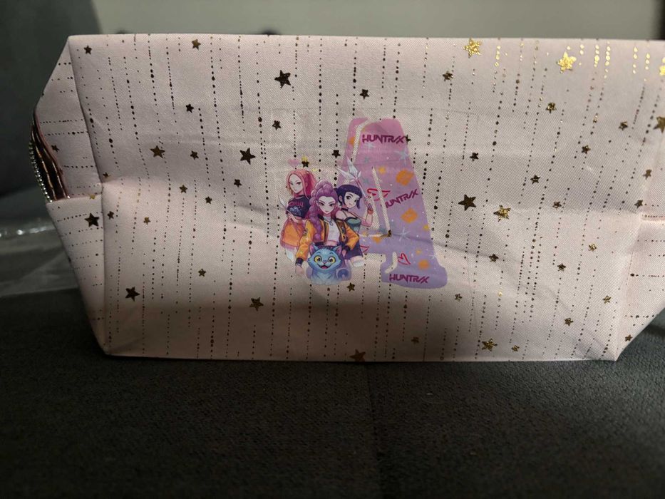 Necessaire K-pop