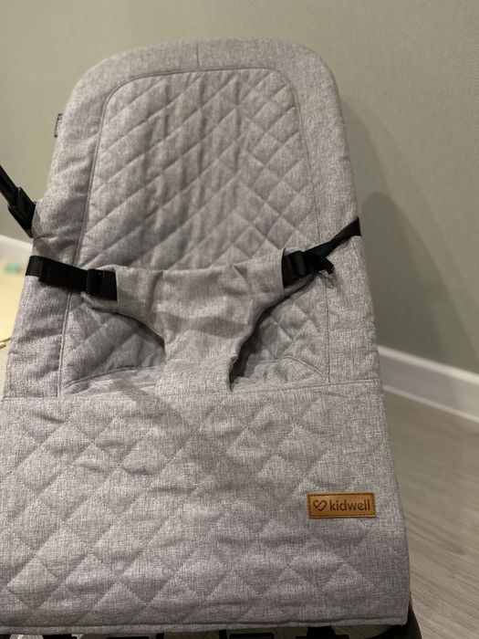 Крісло-гойдалка Kidwell LARO Full