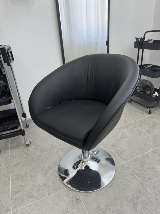 Крісло перукарське