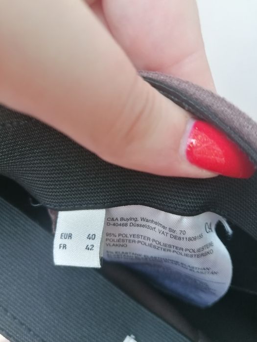 Calças Chino Castanhas