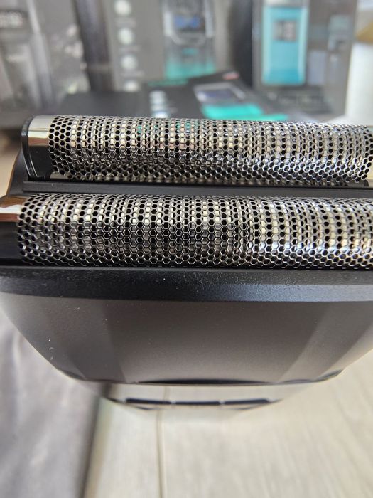 Електробритва VGR 308 GREEN шейвер подвійне лезо 9000 RPM LED Display