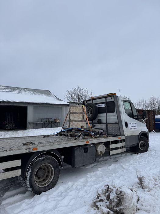 Послуги евакуатора 24/7