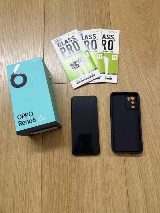 Oppo Reno 6 5G  8/128 + gratisy