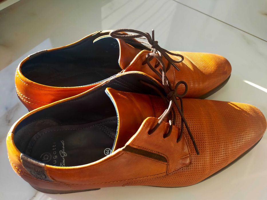 Męskie eleganckie buty 44