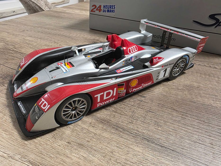Audi R10 TDI vencedor LE Mans 2007 1:18 Spark