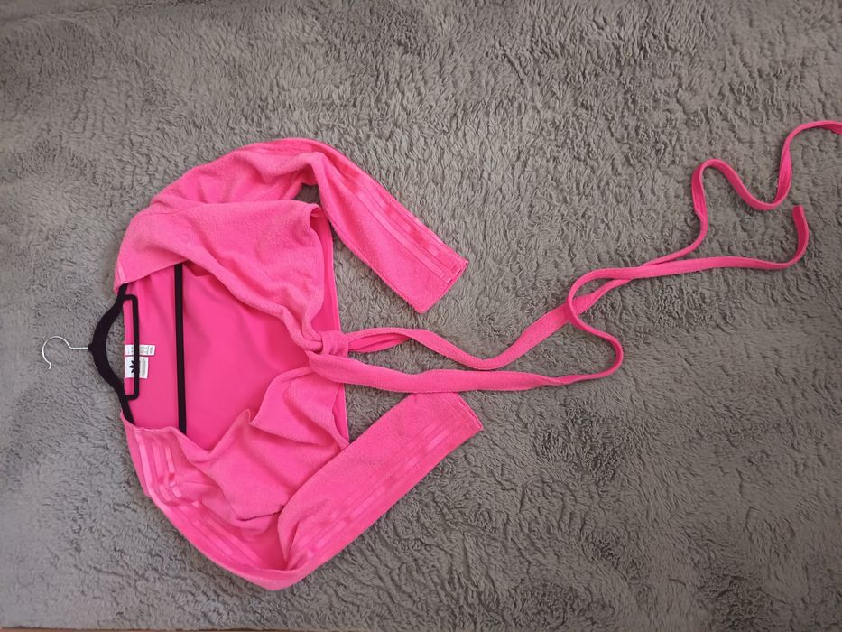 Bluzeczka adidas zawiązywana