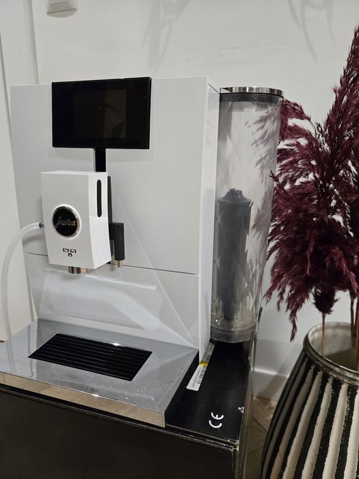 Ekspres Jura 8 biały