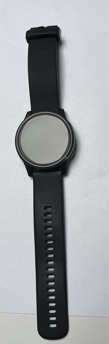 Zegarek Garmin vivoactive 4,, troszeczke porysowany bok i sama koperta