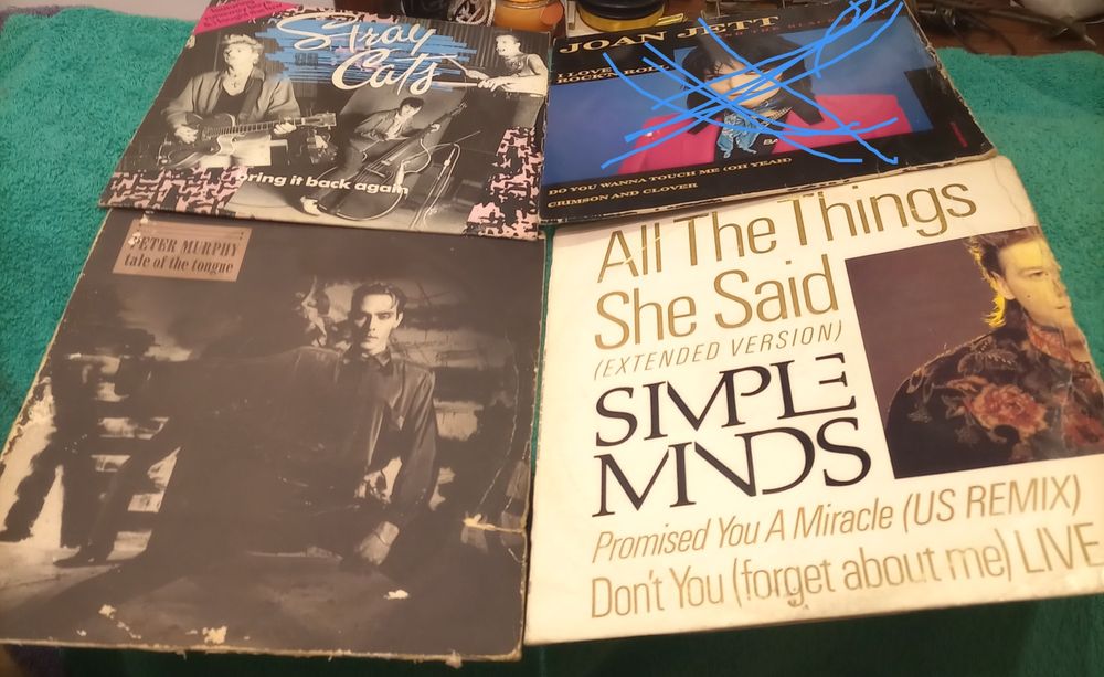 Selling 6 Singles