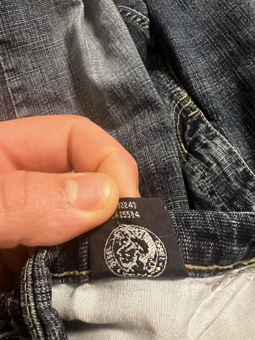 Продам джинси DIESEL BASIC