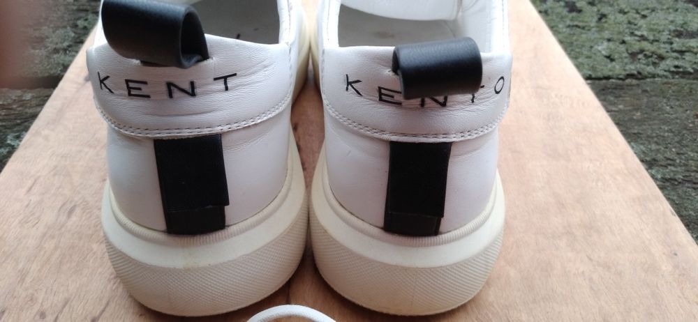 Кросівки Kento 37 оригінал гарний стан