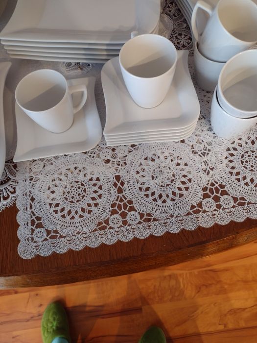 Zestaw 6 osbowy obiadowo kawowy